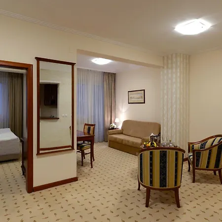 奥拉萨克酒店 贝尔格莱德