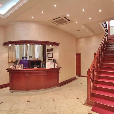 奥拉萨克酒店 3* 贝尔格莱德