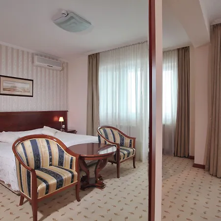 奥拉萨克酒店 贝尔格莱德